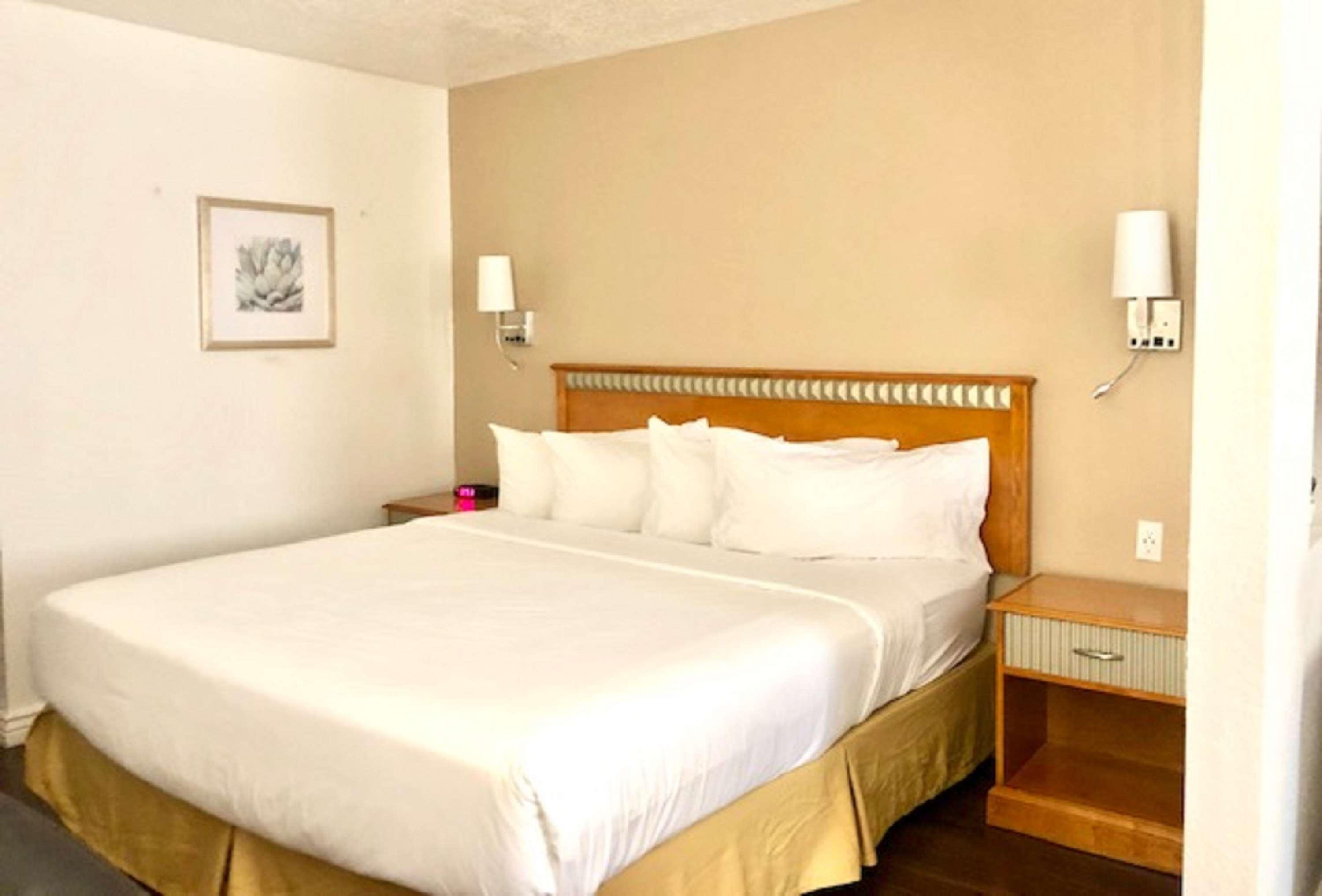 ชัวร์สเตย์ พลัส โฮเต็ล บาย เบสต์ เวสเทิร์น แอลบูเคอร์คี 140 ยูแบงก์ Hotel ภายนอก รูปภาพ