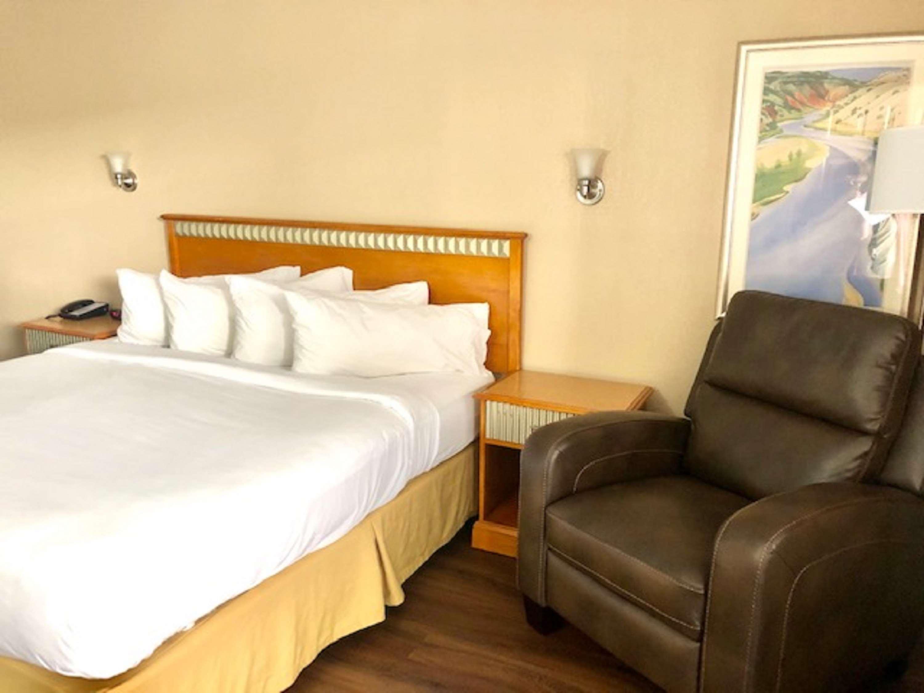 ชัวร์สเตย์ พลัส โฮเต็ล บาย เบสต์ เวสเทิร์น แอลบูเคอร์คี 140 ยูแบงก์ Hotel ภายนอก รูปภาพ